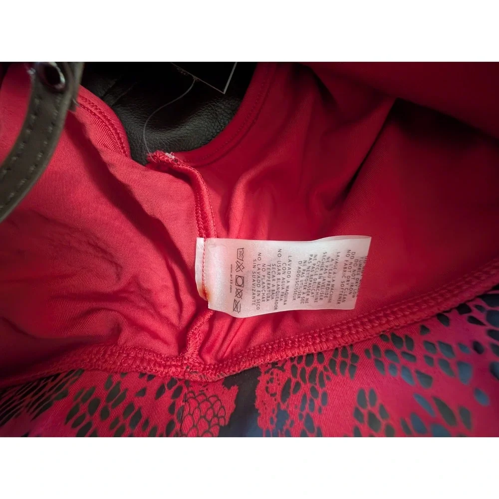Red & Black Snakeskin Print Macy ARX5 Womens Jogger Agility Bra AR-33 Size Small